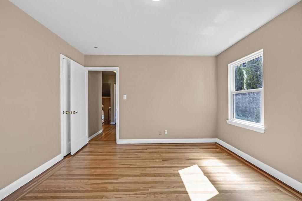 Image 25 of property listing at 2652 Isabelle, San Mateo, CA 94403