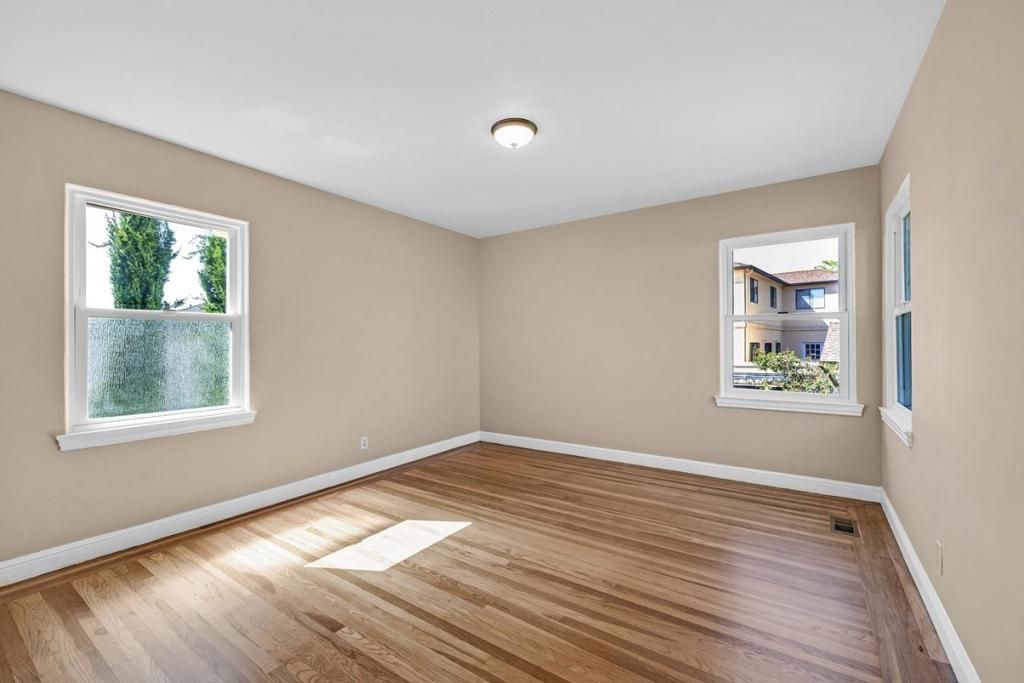 Image 26 of property listing at 2652 Isabelle, San Mateo, CA 94403