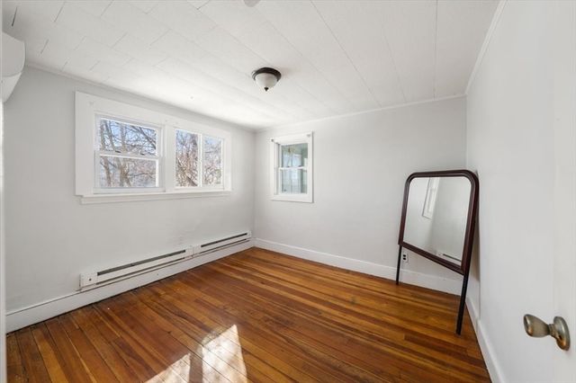 528 Ferry St, Everett, MA 02149