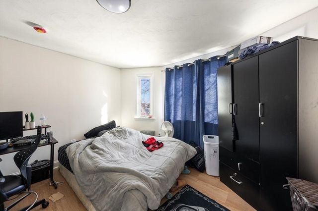 528 Ferry St, Everett, MA 02149