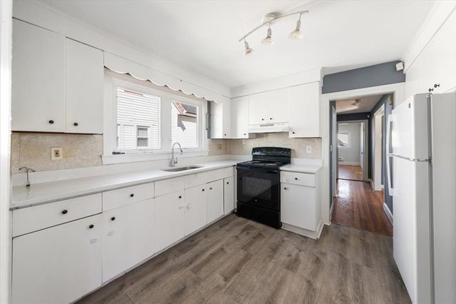 528 Ferry St, Everett, MA 02149