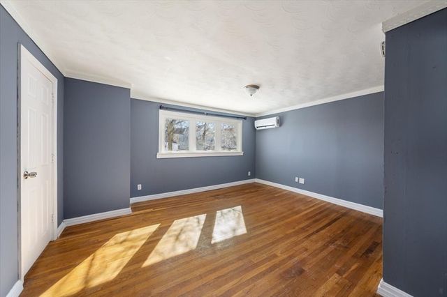 528 Ferry St, Everett, MA 02149