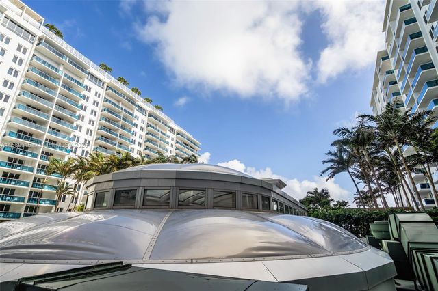2301 Collins Ave 325, Miami Beach, FL 33139