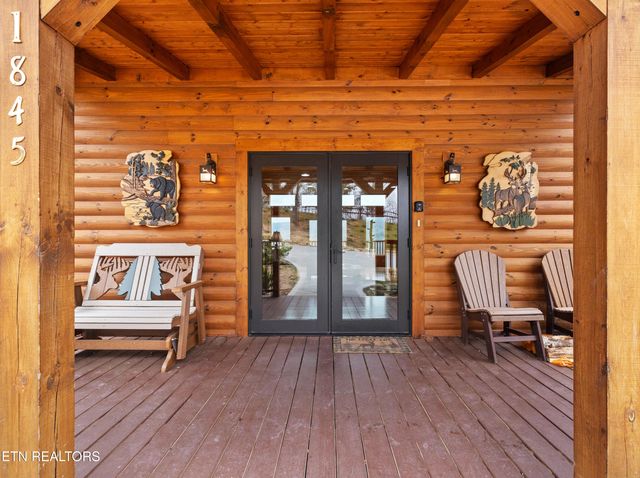 1845 Pinestand Ridge Way, Sevierville, TN 37862