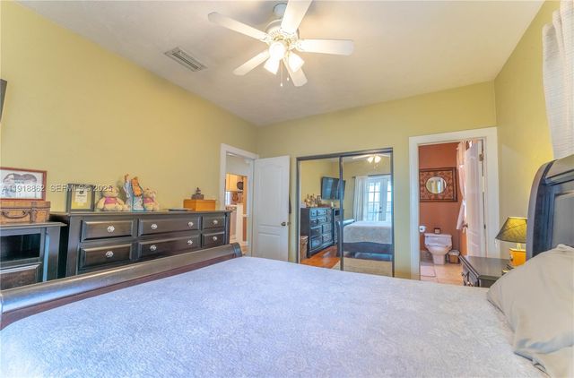 4250 SW 10th St, Miami, FL 33134