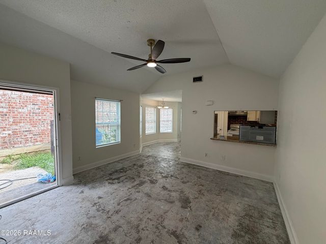 107 Cane Field Street, Youngsville, LA 70592