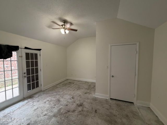107 Cane Field Street, Youngsville, LA 70592