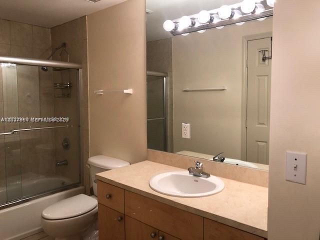 2630 SW 28th St 14, Miami, FL 33133