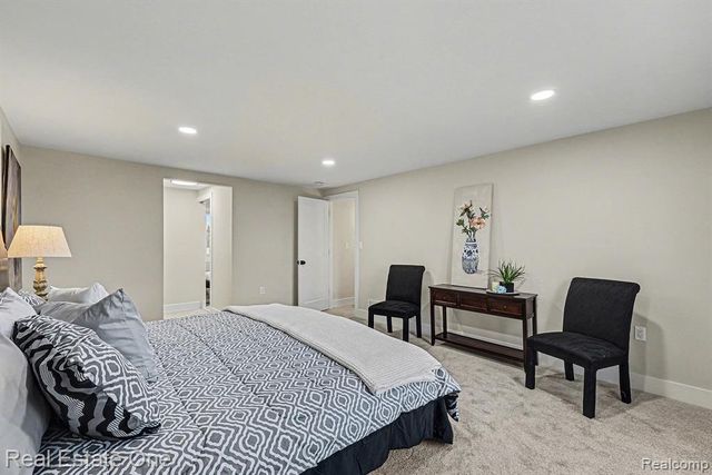 3472 Winchester Road, West Bloomfield, MI 48322