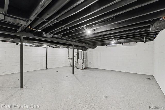 3472 Winchester Road, West Bloomfield, MI 48322