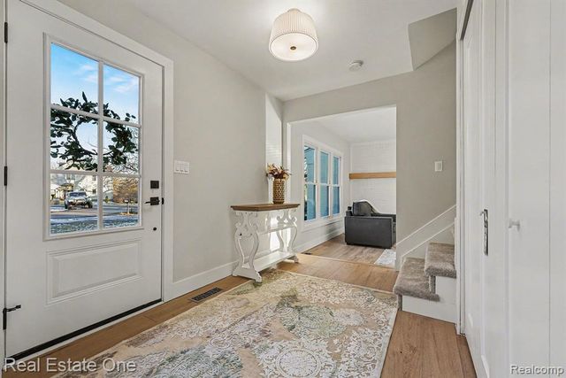 3472 Winchester Road, West Bloomfield, MI 48322