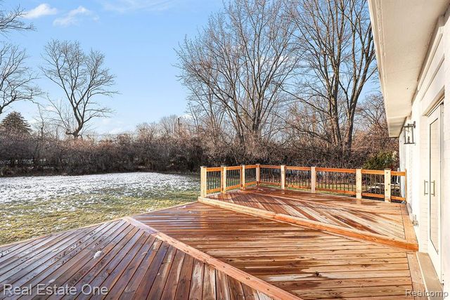 3472 Winchester Road, West Bloomfield, MI 48322