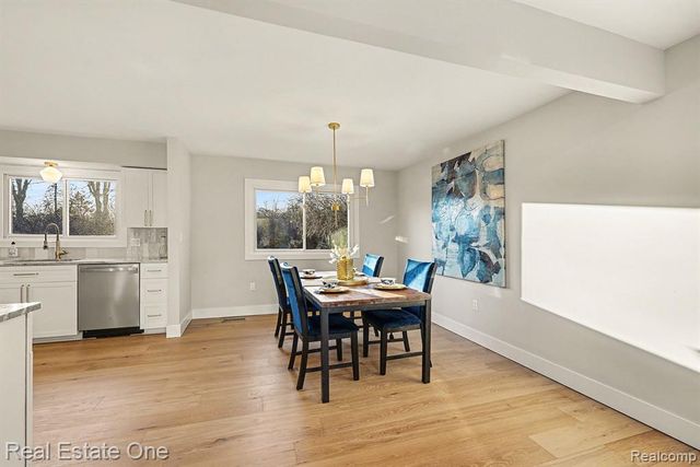 3472 Winchester Road, West Bloomfield, MI 48322