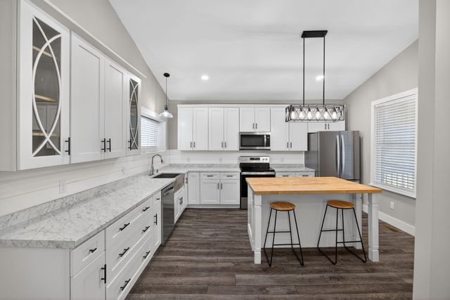 5900 Dodson Branch Rd, Cookeville, TN 38501