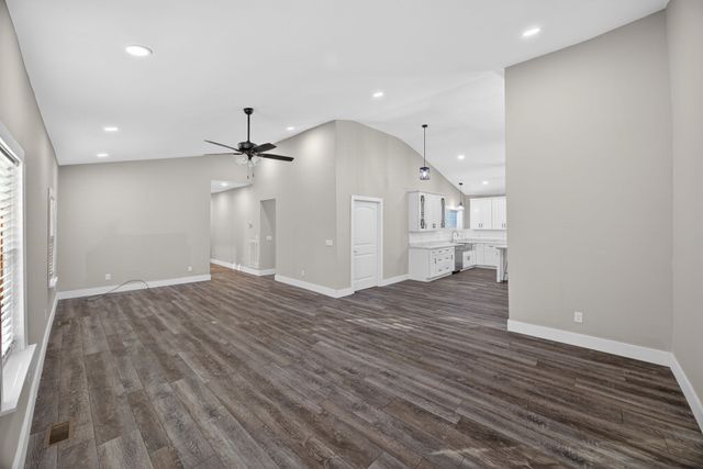 5900 Dodson Branch Rd, Cookeville, TN 38501