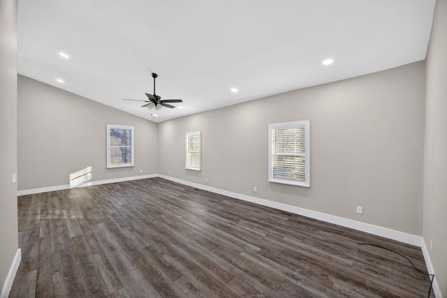 5900 Dodson Branch Rd, Cookeville, TN 38501