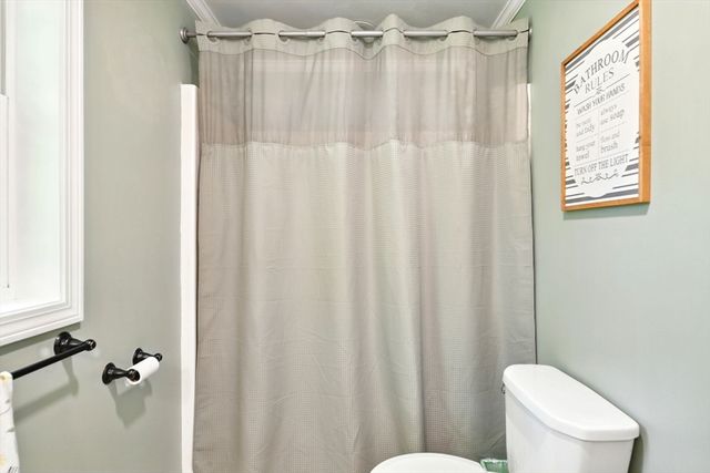 171 White Fox Road, Agawam, MA 01030