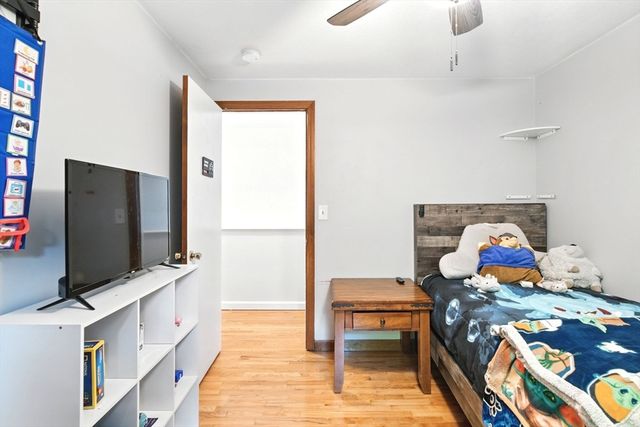 171 White Fox Road, Agawam, MA 01030