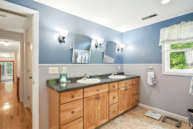 171 White Fox Road, Agawam, MA 01030