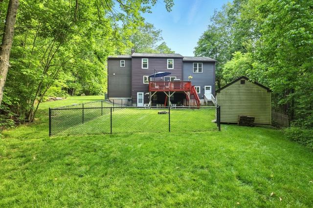 171 White Fox Road, Agawam, MA 01030