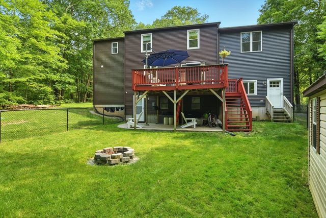 171 White Fox Road, Agawam, MA 01030