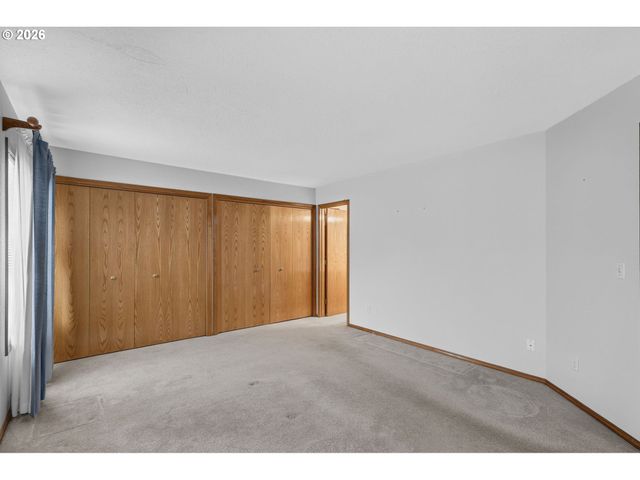 14674 Se STERLING Ct, Clackamas, OR 97015