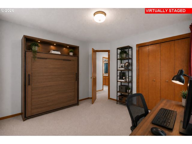 14674 Se STERLING Ct, Clackamas, OR 97015