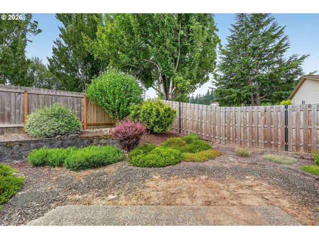 14674 Se STERLING Ct, Clackamas, OR 97015