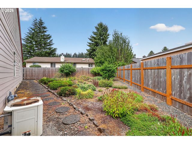 14674 Se STERLING Ct, Clackamas, OR 97015