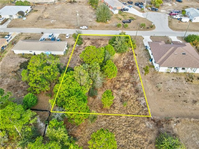 2229-2231 Fairway DR, Lehigh Acres, FL 33973