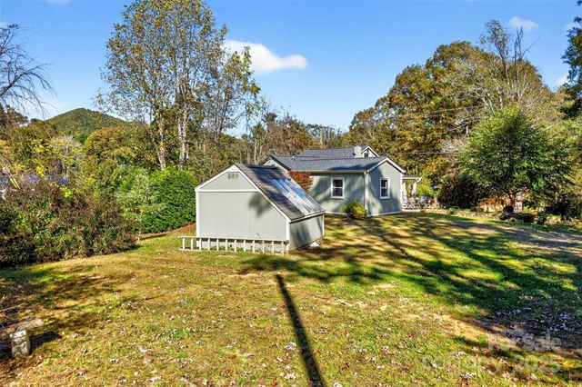 411 Hiawassee Avenue 2, Black Mountain, NC 28711