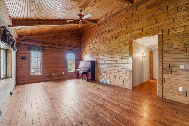 N9630 N COOP ROAD, Appleton, WI 54915