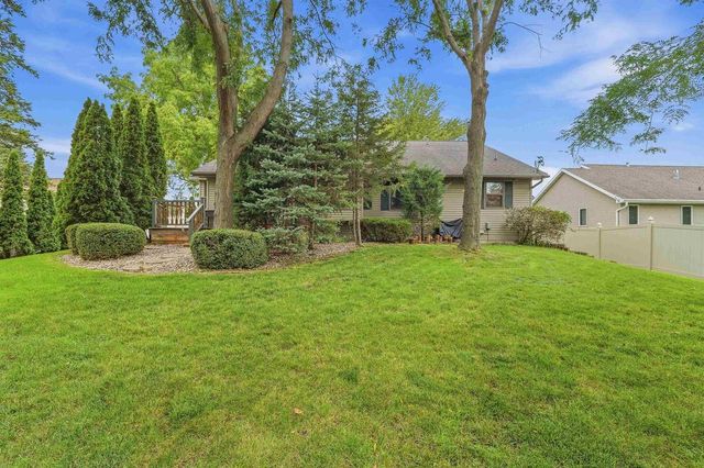 N9630 N COOP ROAD, Appleton, WI 54915