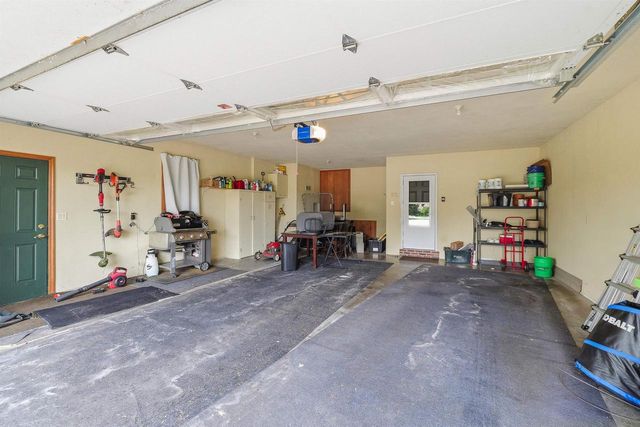 N9630 N COOP ROAD, Appleton, WI 54915