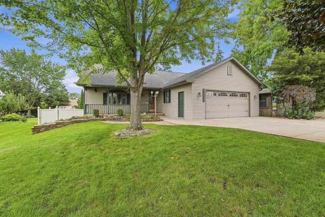 N9630 N COOP ROAD, Appleton, WI 54915