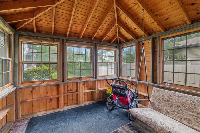 N9630 N COOP ROAD, Appleton, WI 54915