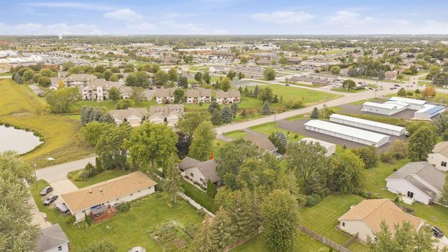 N9630 N COOP ROAD, Appleton, WI 54915