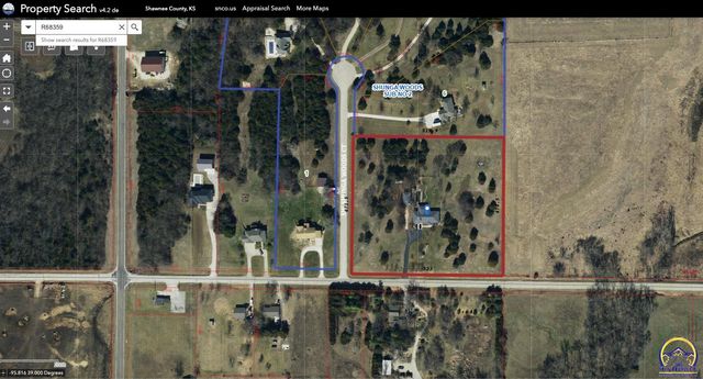 8200 SW 37th ST, Topeka, KS 66614