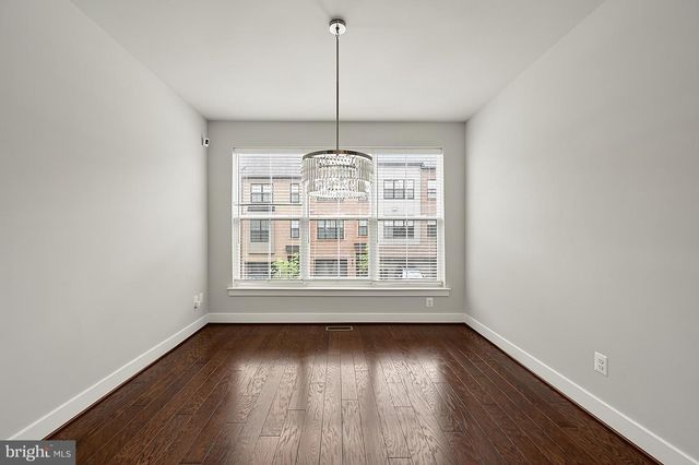 6230 ALMERICO PL, Alexandria, VA 22312