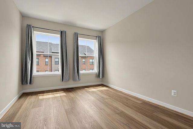 6230 ALMERICO PL, Alexandria, VA 22312