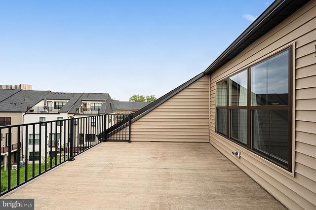 6230 ALMERICO PL, Alexandria, VA 22312