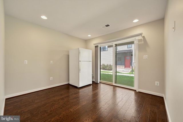 6230 ALMERICO PL, Alexandria, VA 22312