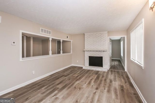 3814 N Camp Creek Parkway SW, Atlanta, GA 30331