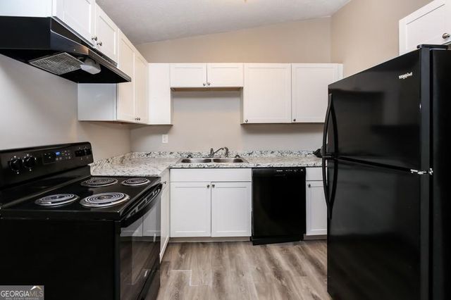 3814 N Camp Creek Parkway SW, Atlanta, GA 30331