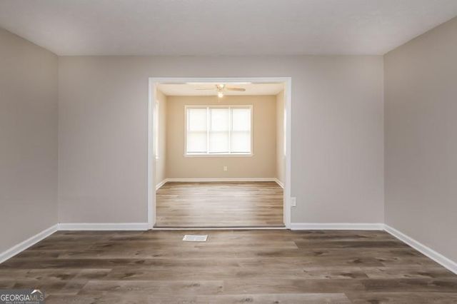 3814 N Camp Creek Parkway SW, Atlanta, GA 30331