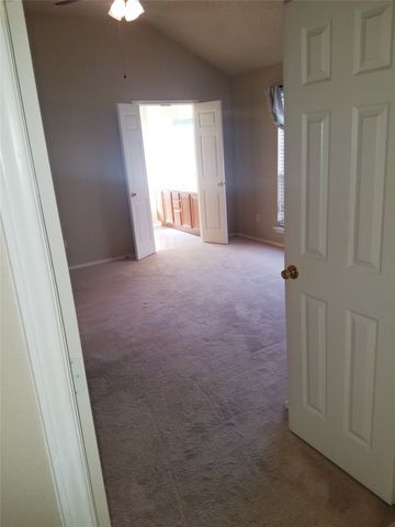 3519 Daisy Lane, Grand Prairie, TX 75052