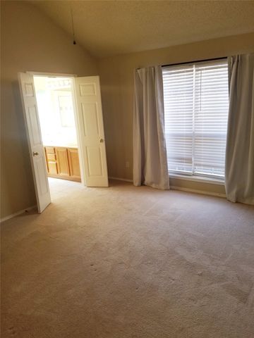 3519 Daisy Lane, Grand Prairie, TX 75052