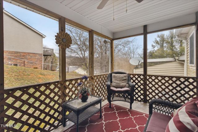 945 Maiden Street, Abingdon, VA 24210