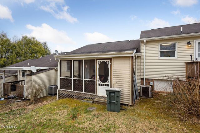 945 Maiden Street, Abingdon, VA 24210