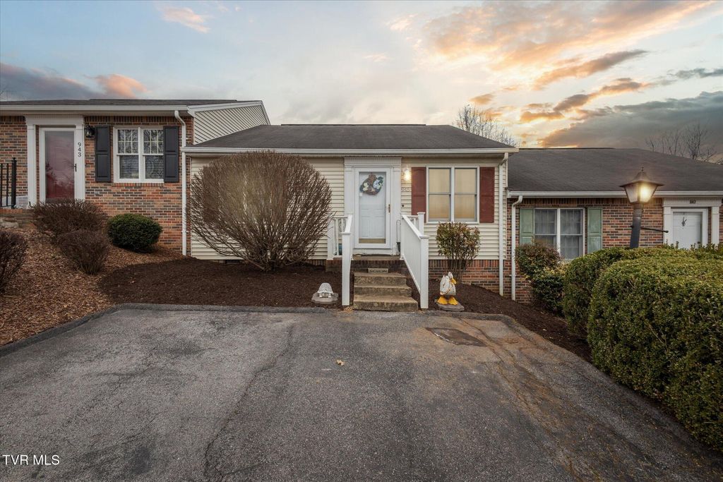 945 Maiden Street, Abingdon, VA 24210